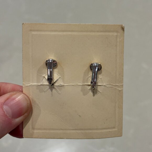 Vintage Albert Weiss Clip On Earrings with Faux Pearls and Rhinestones - Picture 3 of 4